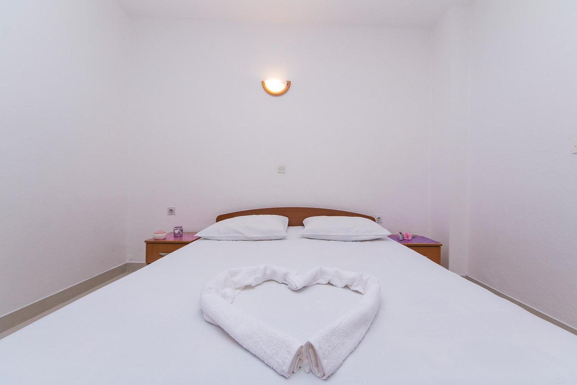 Apartments By The Sea Podaca, Makarska - 4734 Экстерьер фото