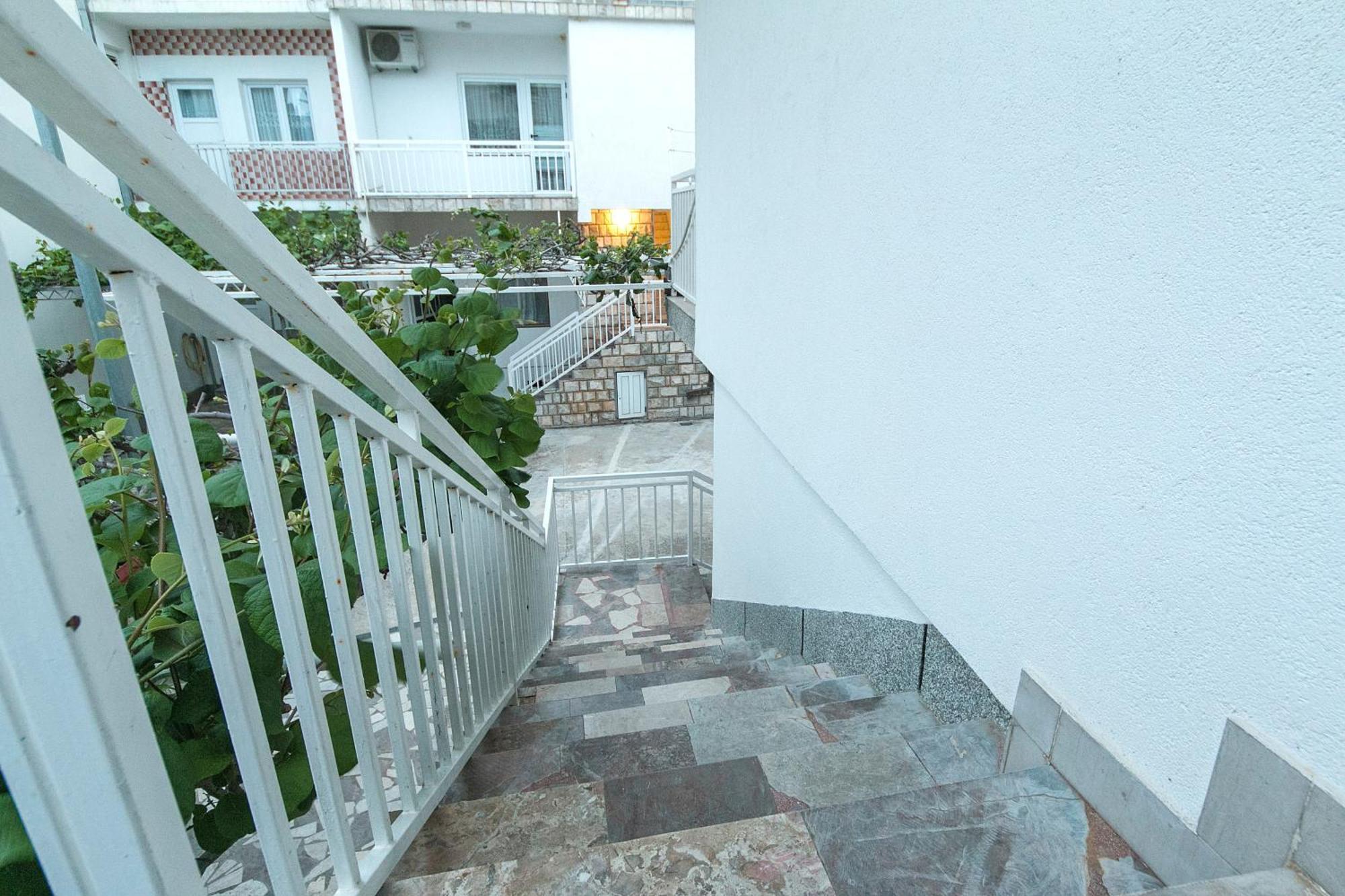 Apartments By The Sea Podaca, Makarska - 4734 Экстерьер фото